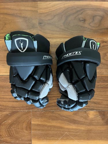BNWT Adrenaline Phoenix Gloves
