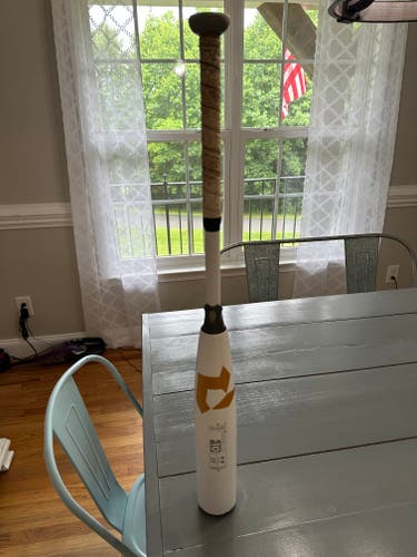 Used USSSA Certified 2022 DeMarini Composite CF Bat (-10) 19 oz 29"