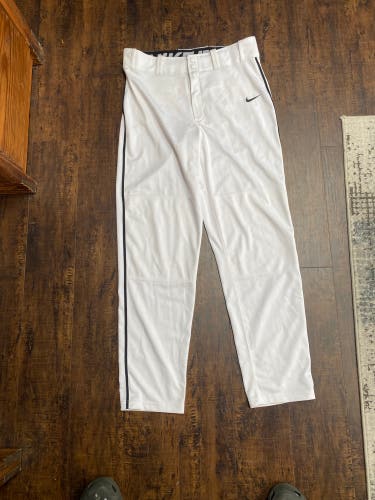 White Used Medium Nike Baseball Pants