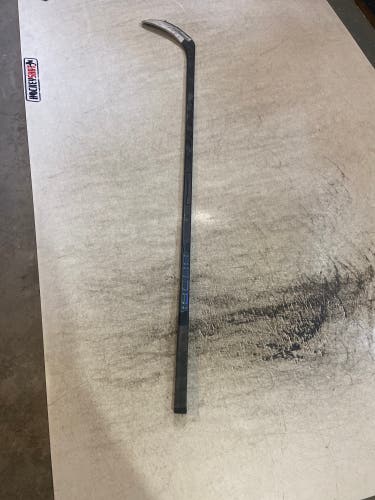 Intermediate Right Handed P28  Trigger 6 Pro Hockey Stick