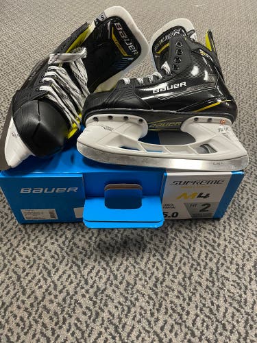 Bauer Supreme M4 Size 5 Fit 2 skates