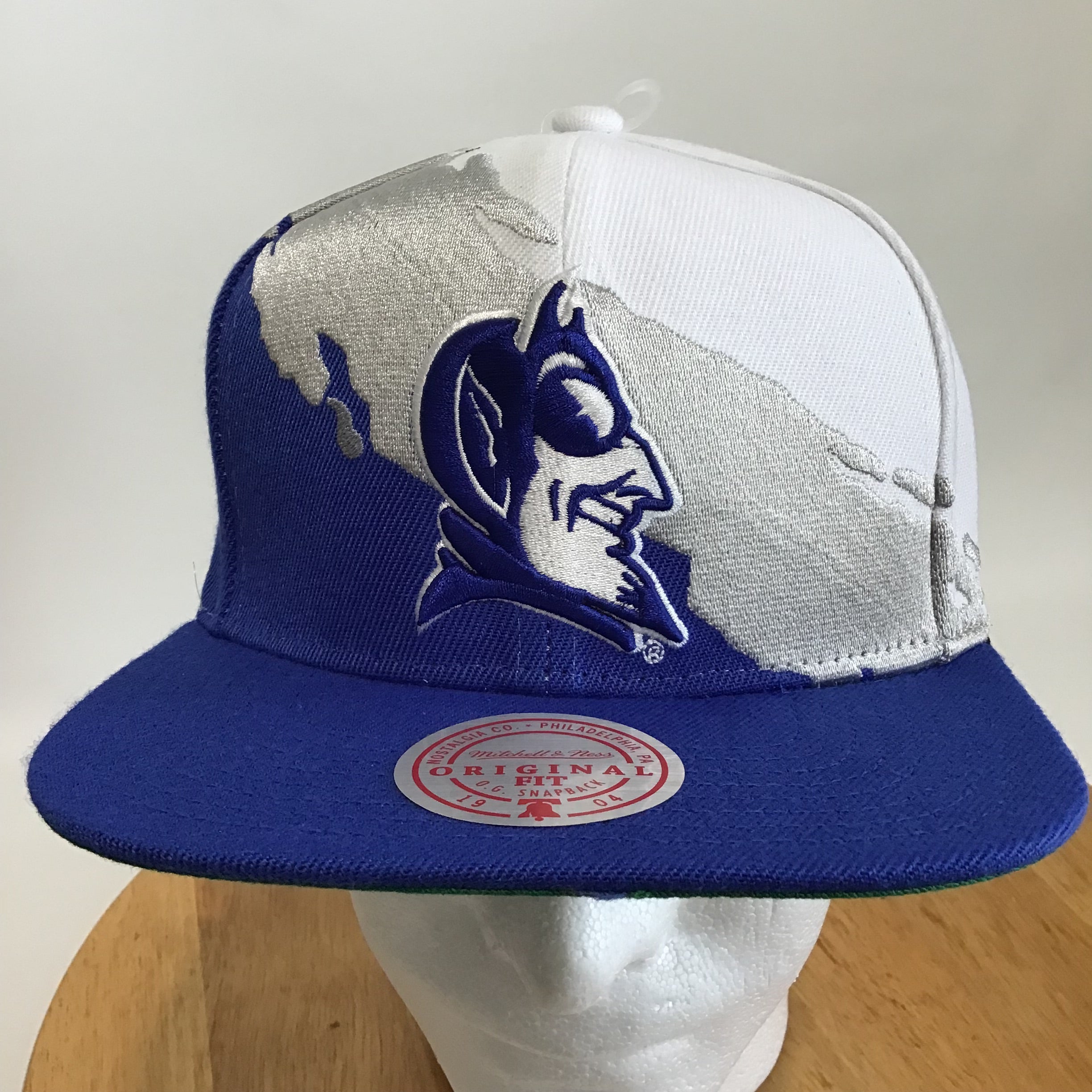 Men's Mitchell & Ness Royal/White Duke Blue Devils Paintbrush Snapback Hat