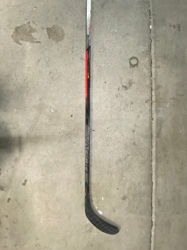 Senior 77 Flex Right Handed P92  Vapor Hyperlite Hockey Stick