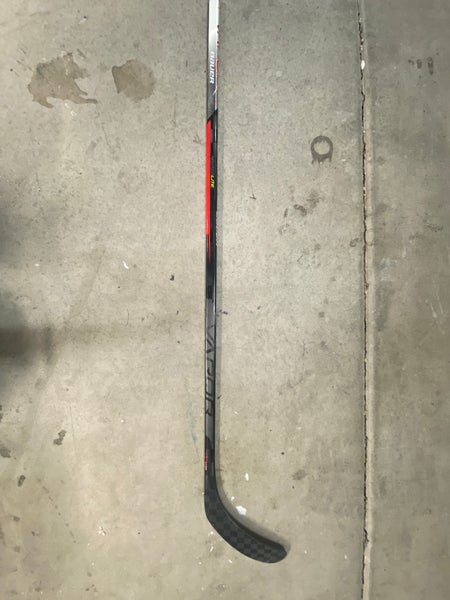 Senior 77 Flex Right Handed P92 Vapor Hyperlite Hockey Stick