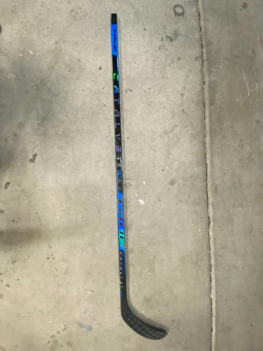 Right 80 Flex Handed P92 Pro Stock Catalyst 9X Hockey Stick