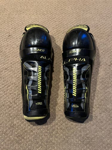 Used Warrior  Alpha QX5 Shin Pads