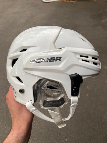 Bauer Re-Akt 95 White Hockey Helmet Sz Small