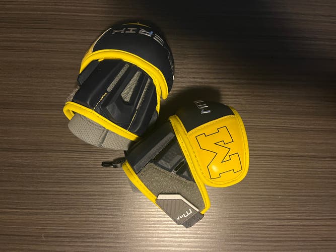 New Large Michigan Maverik Max Elbow Pads