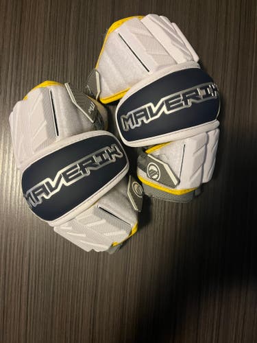 New Michigan Maverik Max Arm Pads