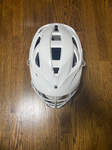 Player's Cascade S Helmet