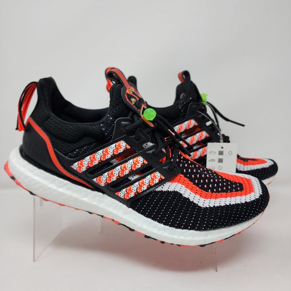 Es Nebu Reaktor Adidas Ultraboost Running Shoes Mens 8 Black Solar Red DNA Lion Dance  Sneakers | SidelineSwap