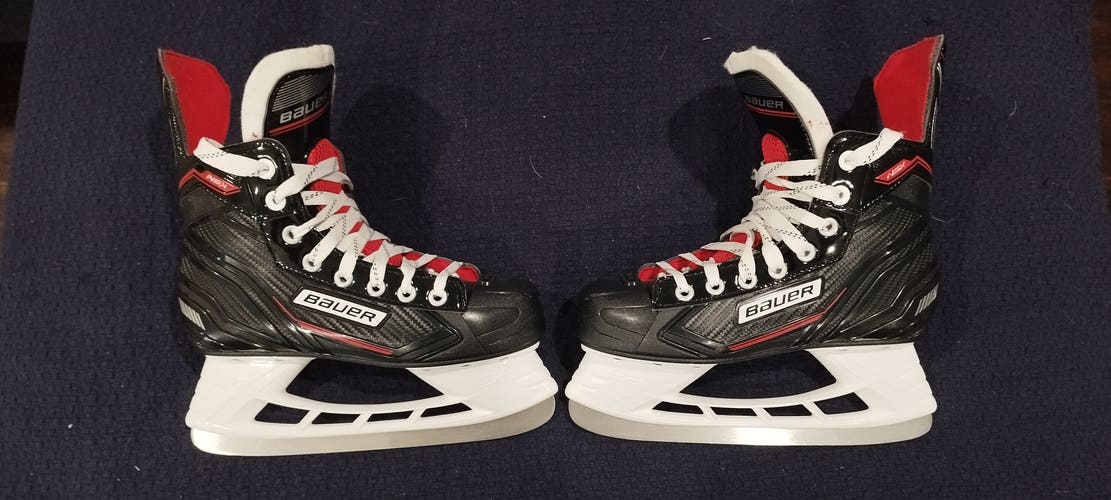 Junior Used Bauer NSX Hockey Skates Regular Width Size 3