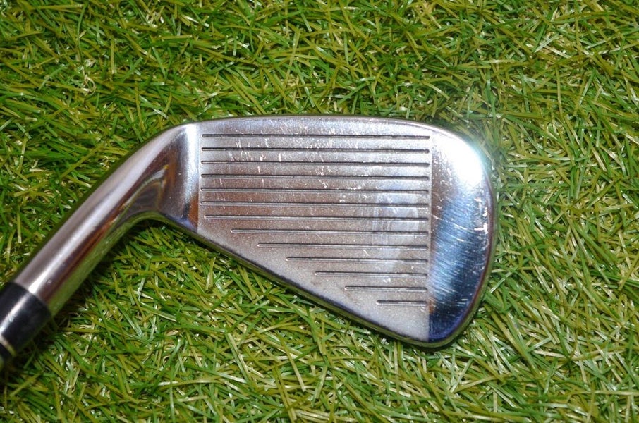 Taylormade	320	6 Iron	RH	37.5"	Steel	Regular	New Grip