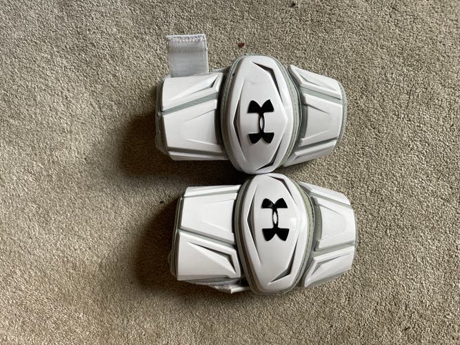 Large Under Armour Arm Pads