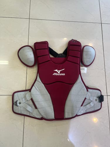 New Mizuno Samurai 16” Cardinal/Grey Baseball Chest Protector