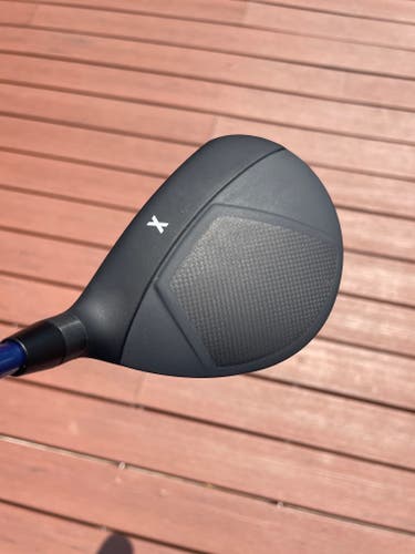 Men's Used PXG Right Handed 211 18 degree fairway wood