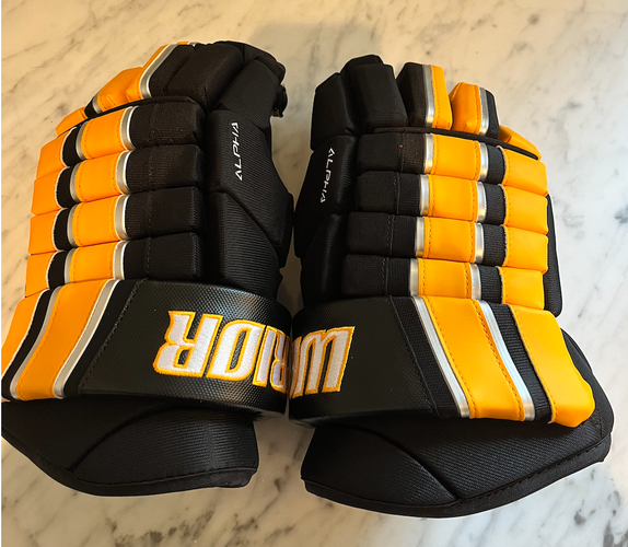 New Warrior Alpha Classic Pro FR Gloves 14" Pro Stock