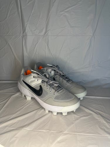 Nike Alpha Huarache Elite 2 low molded cleats