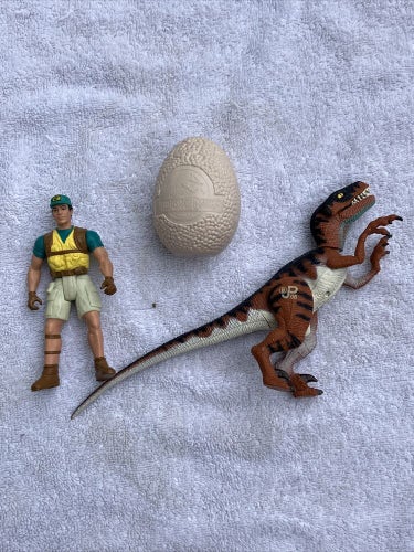 Jurassic Park Lost World Velociraptor 1997 - Plus Extras