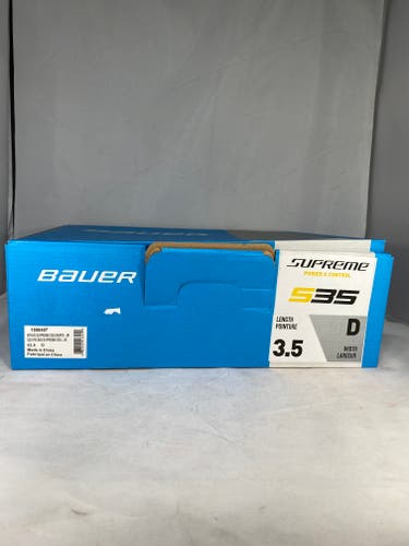 Junior New Bauer Supreme S35 Hockey Skates Regular Width Size 3.5