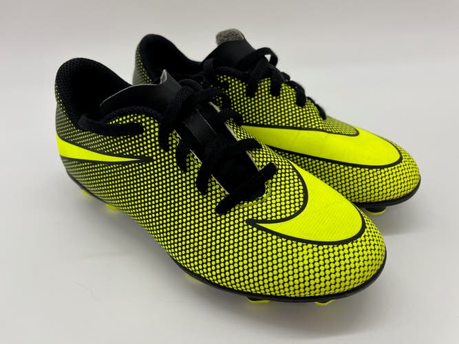 US 1.5Y Nike Cleats Soccer Football Low Top Spikes Shoes Black Yellow WASHED