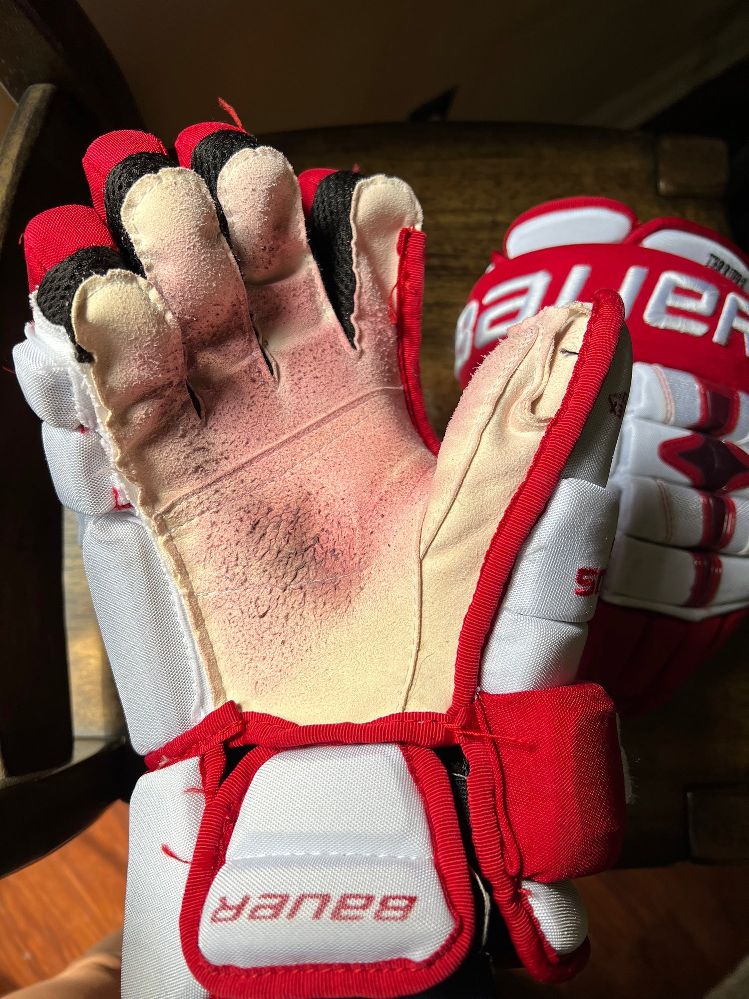 Used Boston University Bauer Vapor 2X Pro Gloves 13 Pro Stock