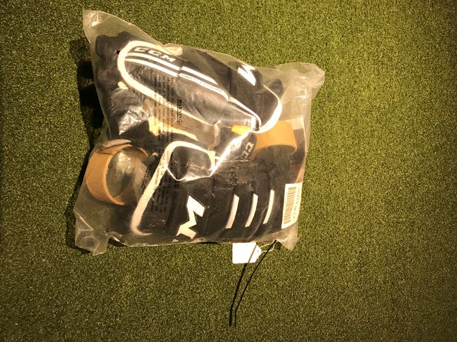 New CCM 4R Pro2 Gloves 14"