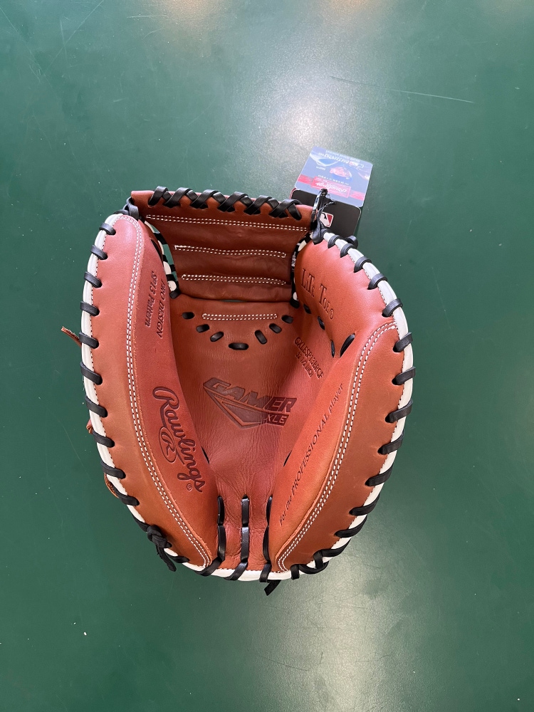 New Rawlings Gamer XLE Baseball Right Hand Throw 32.5” Catcher Glove