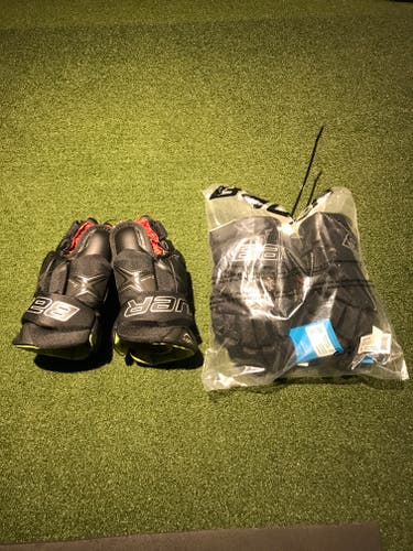 New Bauer Vapor X2.9 Gloves 12"