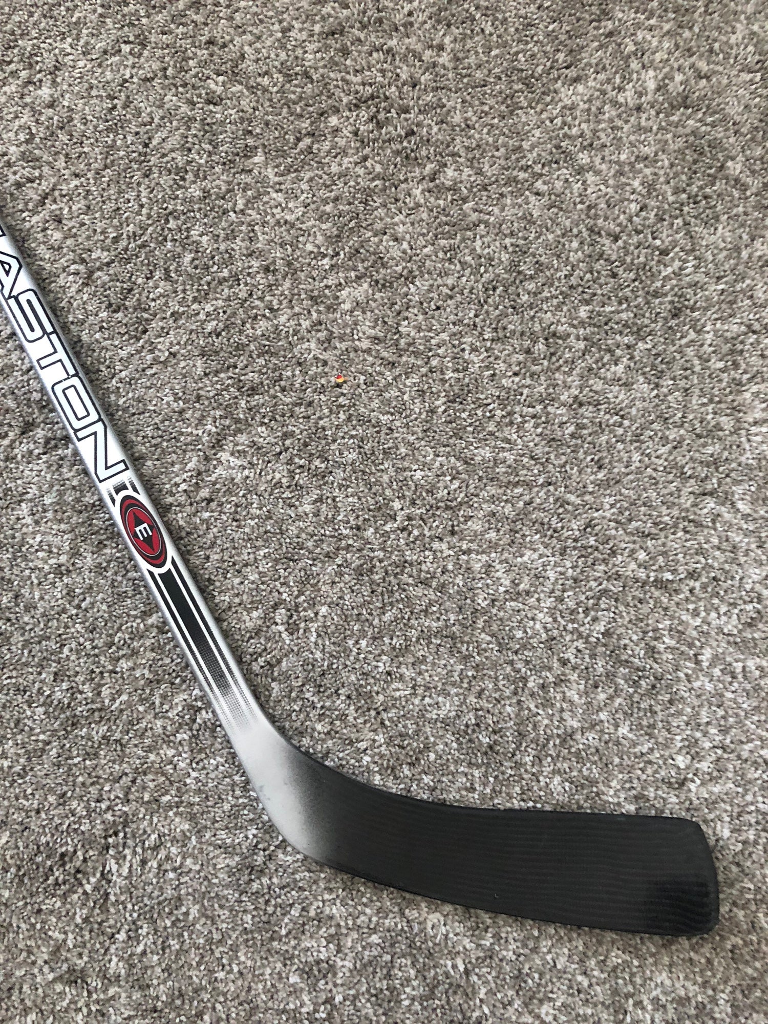 New Right Handed Synergy ST Pro Stock Hockey Stick