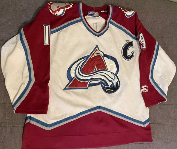 Colorado Avalanche vintage #19 Joe Sakic Starter Jersey
