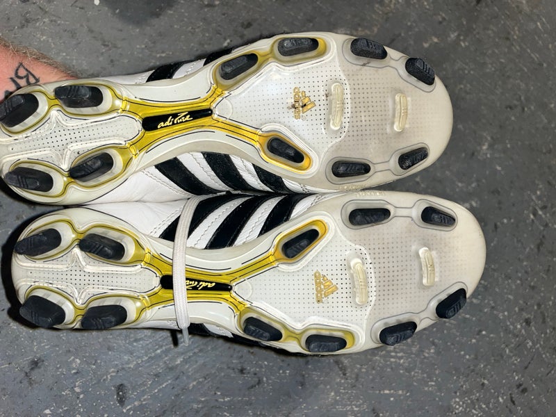 New Size 6.5 (Women's 7.5) Adidas Cleats