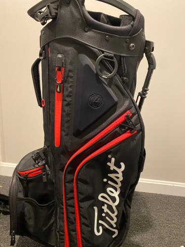 Titleist Golf Bag Hybrid 14