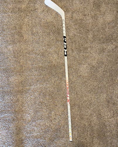 **NEW** CCM FT5 PRO North Edition Grip Hockey Stick Senior Left Handed P29 , Flex 70