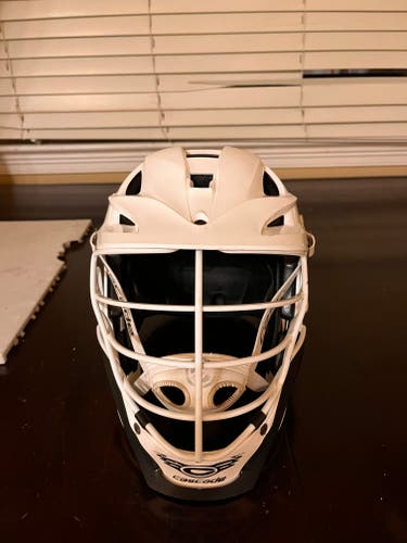 Used Player's Cascade S Helmet