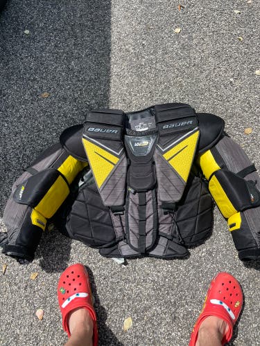 Used Small Bauer  Supreme UltraSonic Goalie Chest Protector