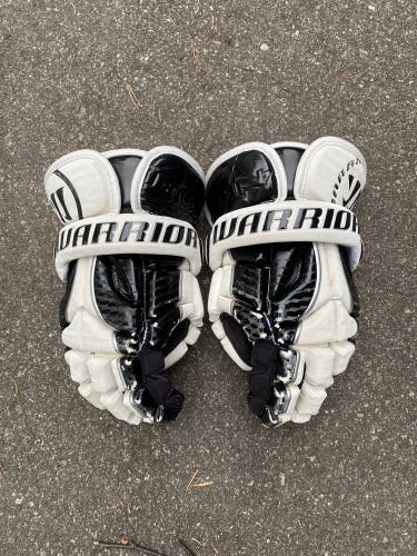 Used Player's Warrior 12" Burn Lacrosse Gloves