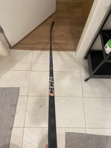 Senior Left Hand P28M Pro Stock RibCor Trigger 7 Pro Hockey Stick