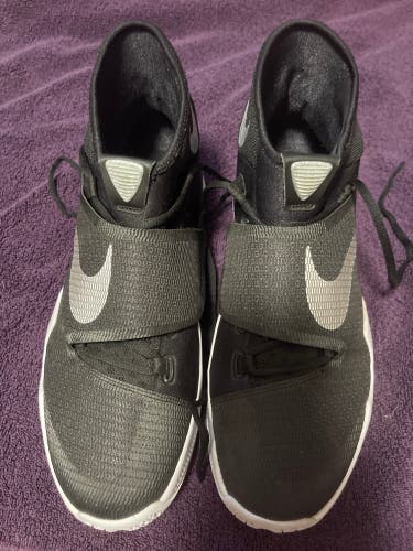 Men's Size 12 (Women's 13) Nike hyperrev 2015 Shoes
