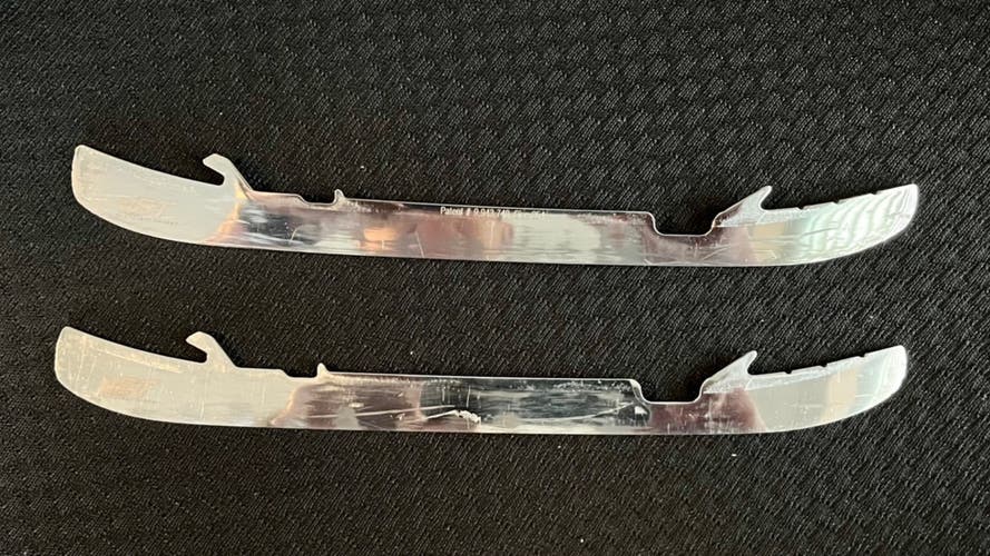 Used BladeTech Stainless mirror finish 254 mm for Bauer Lightspeed Edge