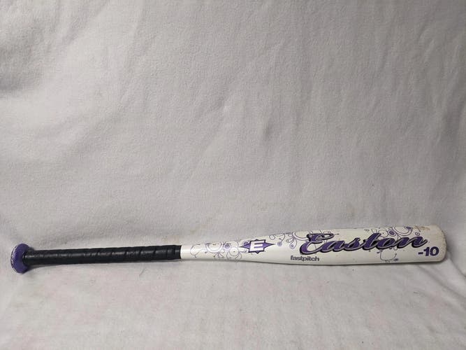 Easton Fastpitch Girl's Softball Bat Size 27 In 17 Oz Color White Condition Used