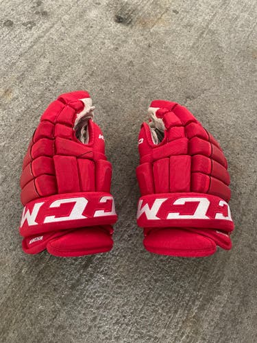 Used CCM 4R Lite Gloves 14" Pro Stock