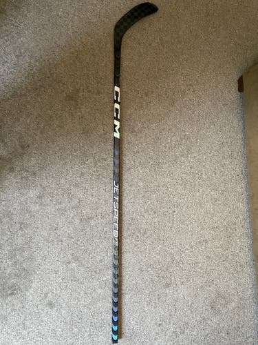 New Senior CCM Left Hand JetSpeed FT5 Pro Hockey Stick P28 Pro Stock