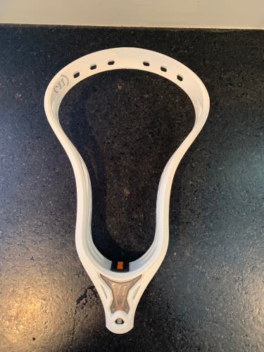 New Defense Unstrung Burn 2 Max Head