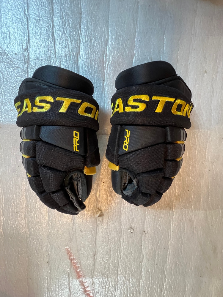 Easton Pro Senior 14” Hockey Gloves