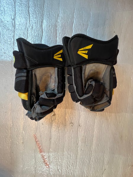 REVIEW: Easton Stealth RS Pro Stock Hockey Gloves