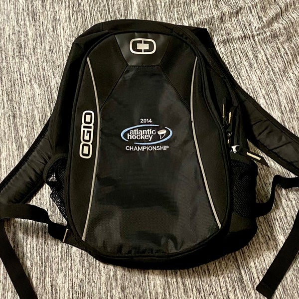 OFFICIAL TEAM ISSUED OGIO NCAA HOCKEY BACKPACK  *LIKE NEW*