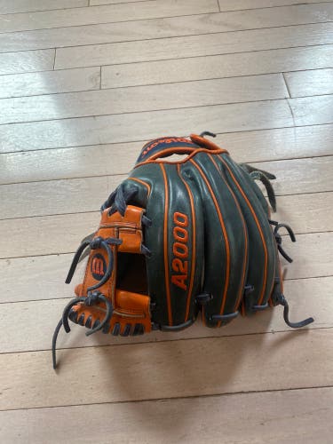 Wilson A2000 1786 11.5