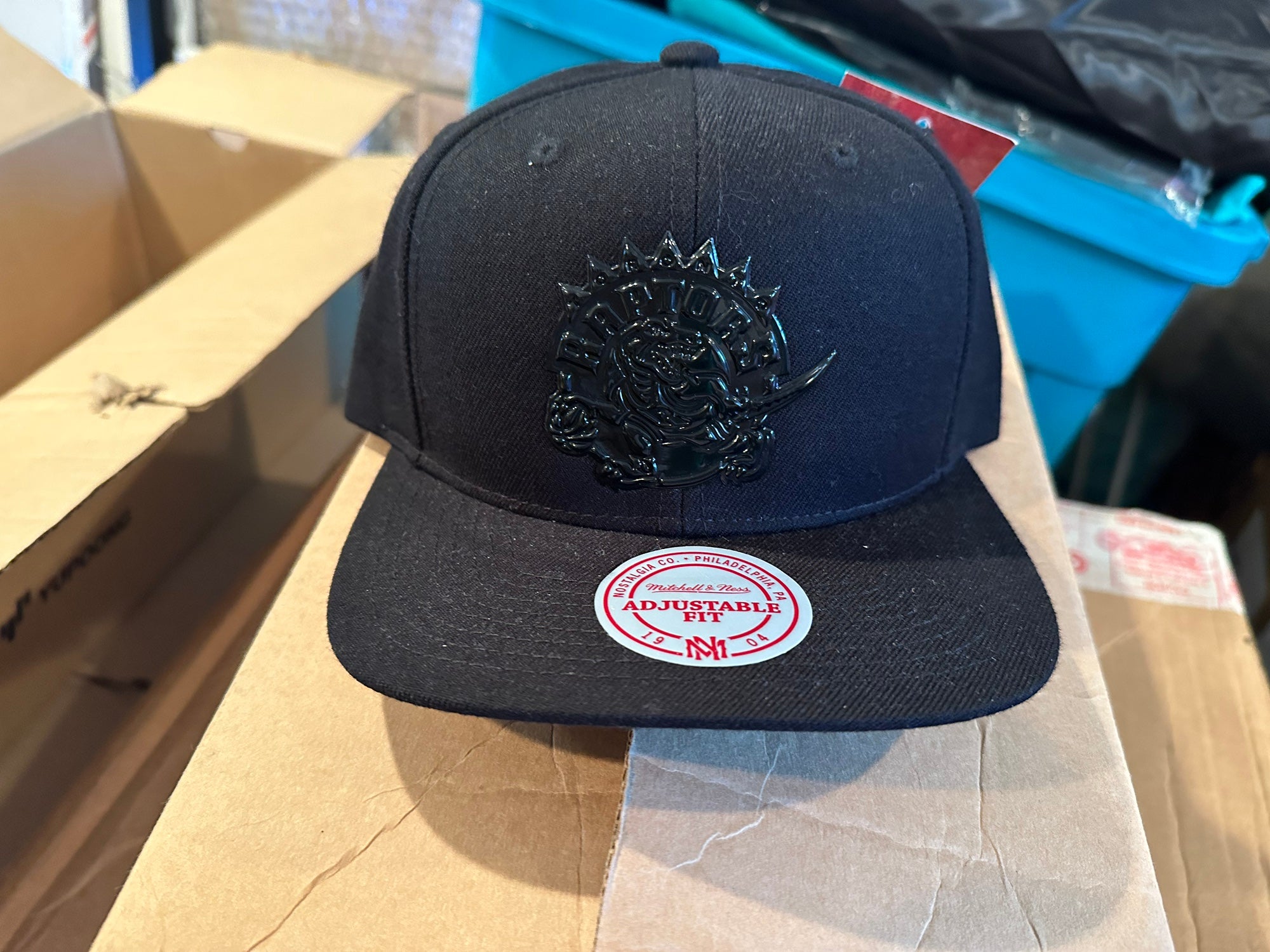 Toronto Raptors Mitchell & Ness NBA Snapback Cap Black Gold Hat 3D Logo  NWT