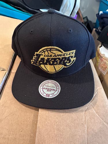 Los Angeles Black & Gold Hat by Mitchell & Ness-NWT